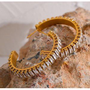 NEW 18K Gold Plated Baguette Diamond Round Hoop Earrings